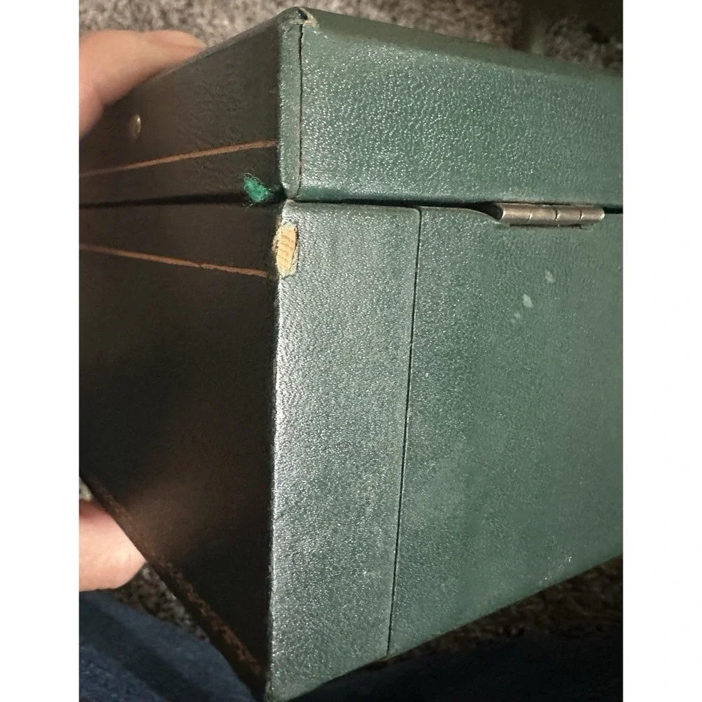 Vintage Jewelry Vanity Dresser Faux Leather Green Jewelry Box with Yellow Lining